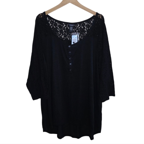 NWT Torrid | Black Scoop Neck Lace Sleeve Tunic Top Plus Size 3X - Picture 1 of 8
